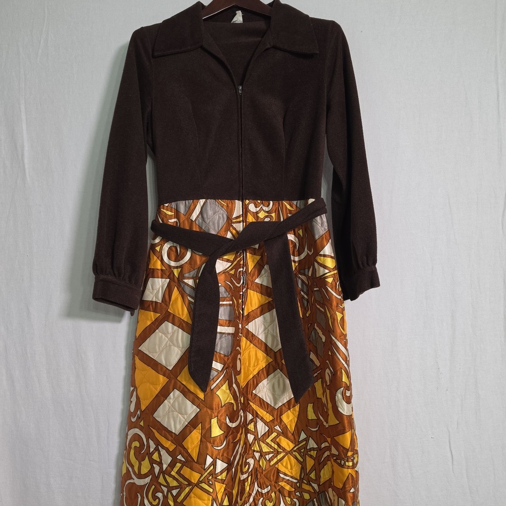Vtg 1970s Quilted Skirt Maxi Hostess Dress Brown Orange Geometric Fall Autumn